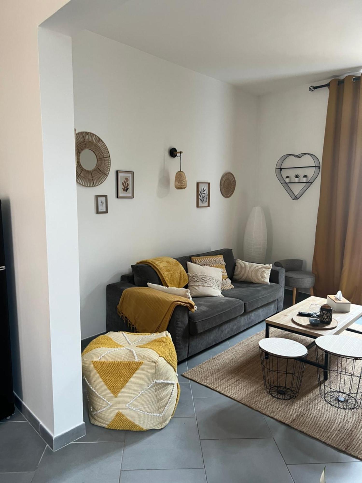 La Jolie Petite Maison Saint-André-les-Vergers Dış mekan fotoğraf