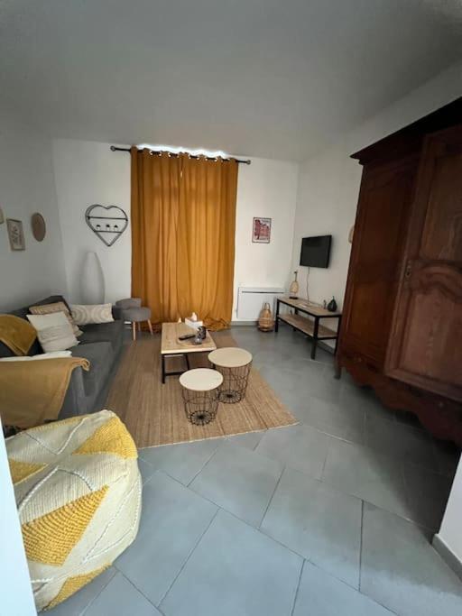 La Jolie Petite Maison Saint-André-les-Vergers Dış mekan fotoğraf